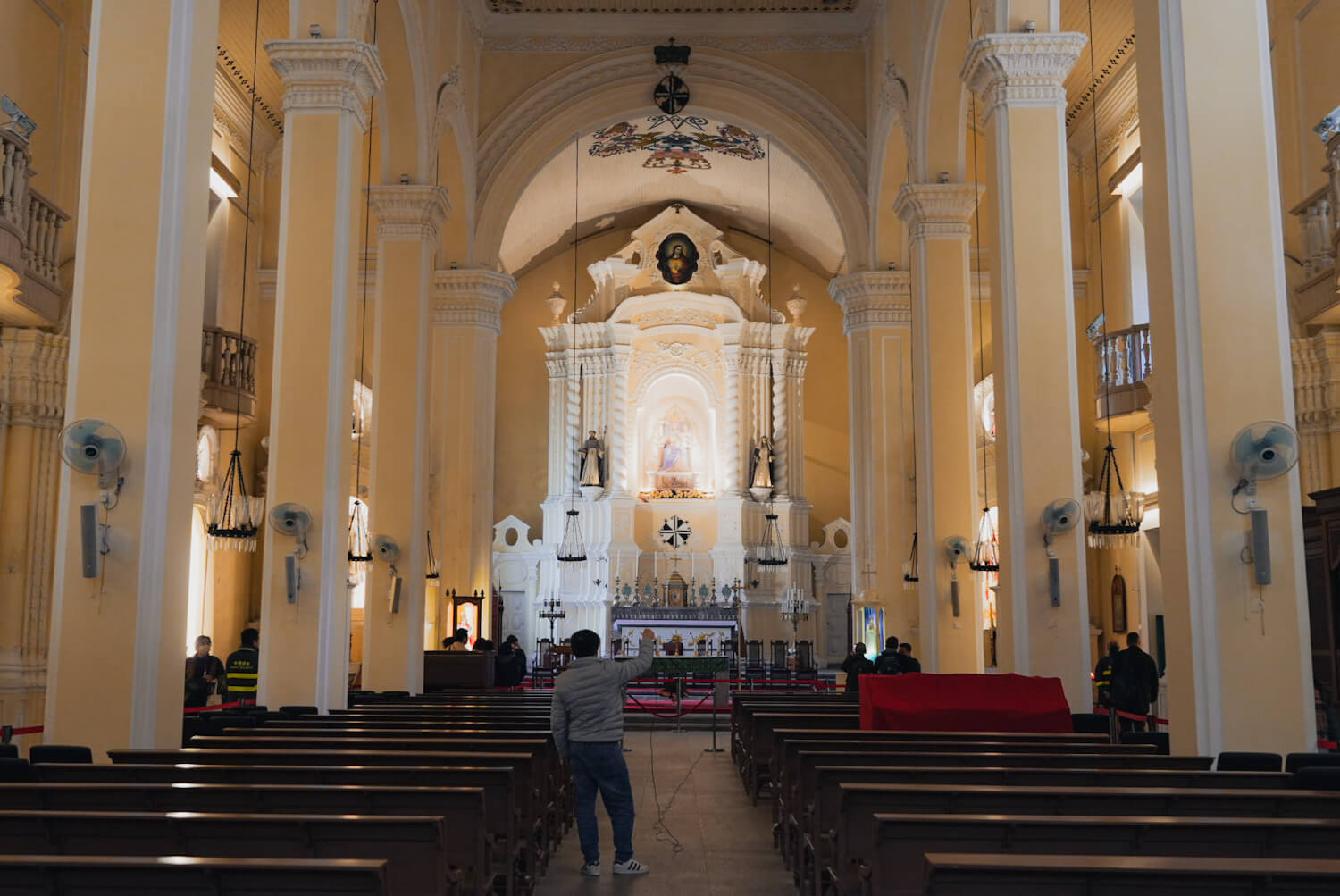 聖ドミニコ教会の内観