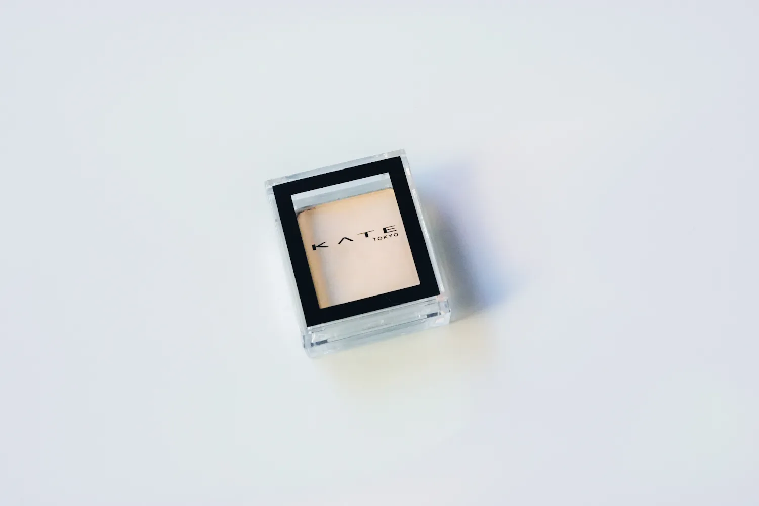 ケイトのザ アイカラー マルチマットコントゥア