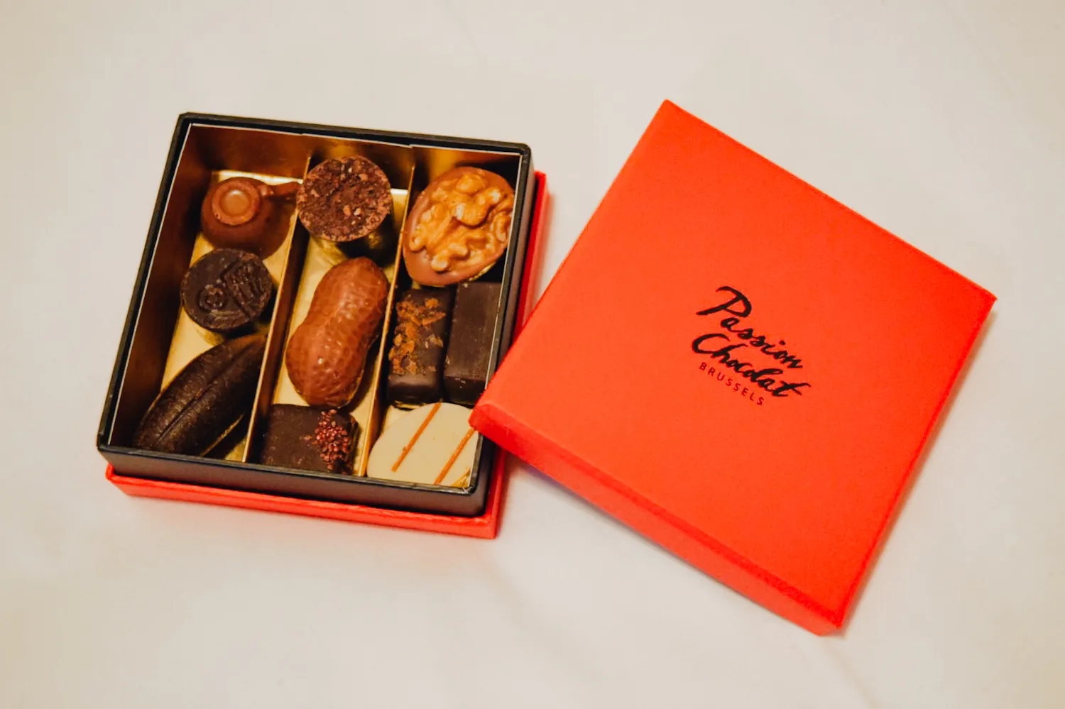 パッションショコラのプラリネボックス