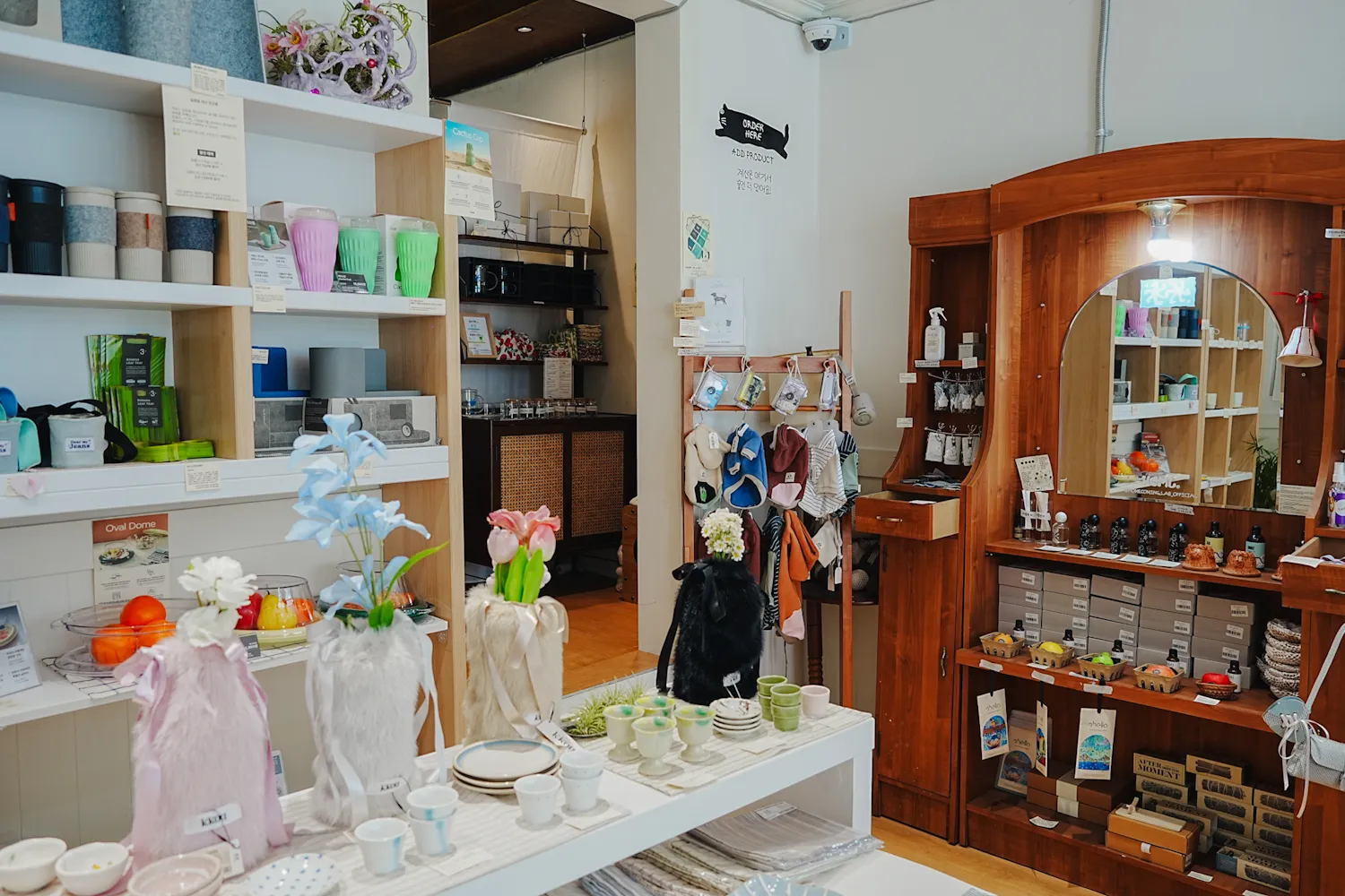 Homecoming Labの店内