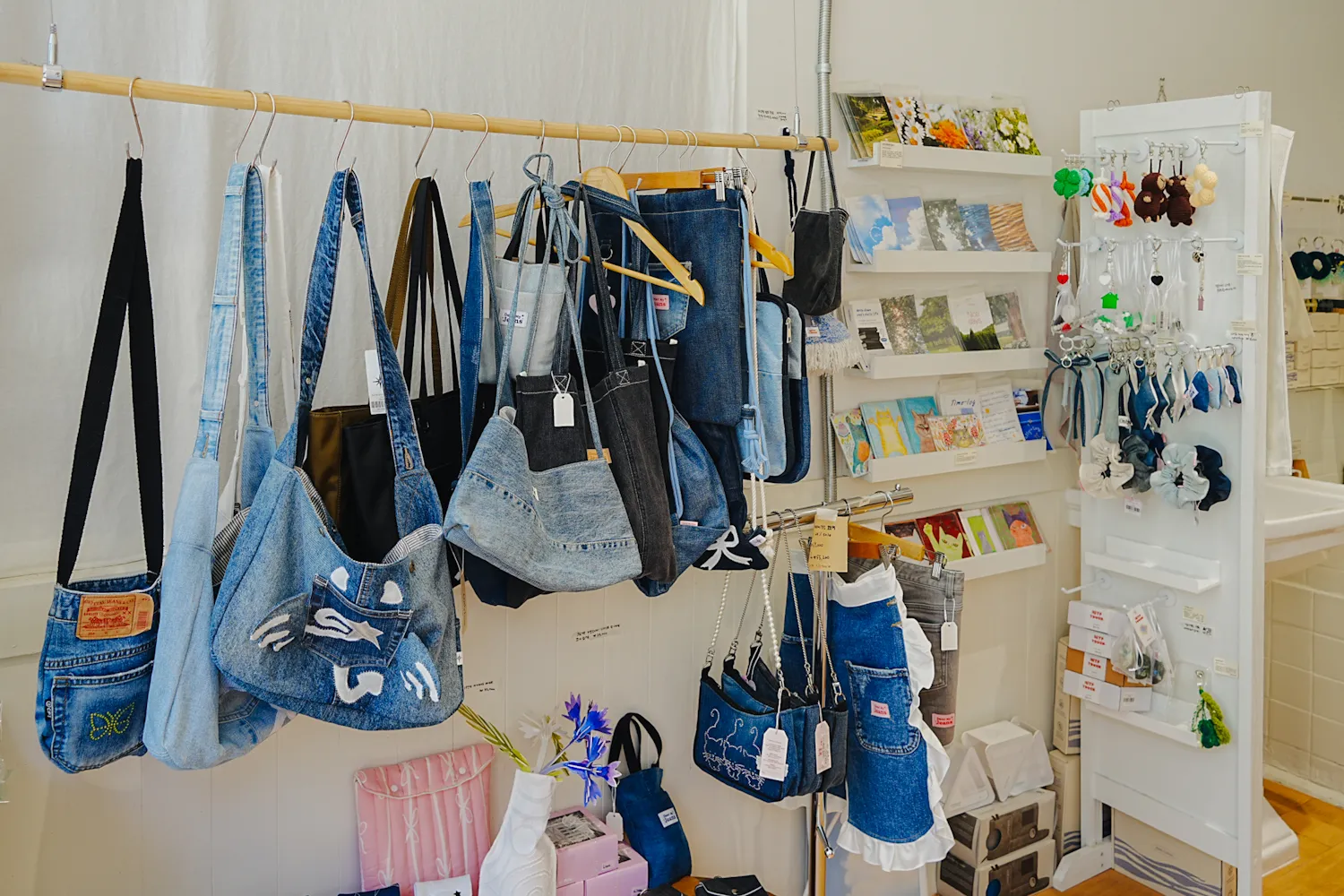 Homecoming Labの店内