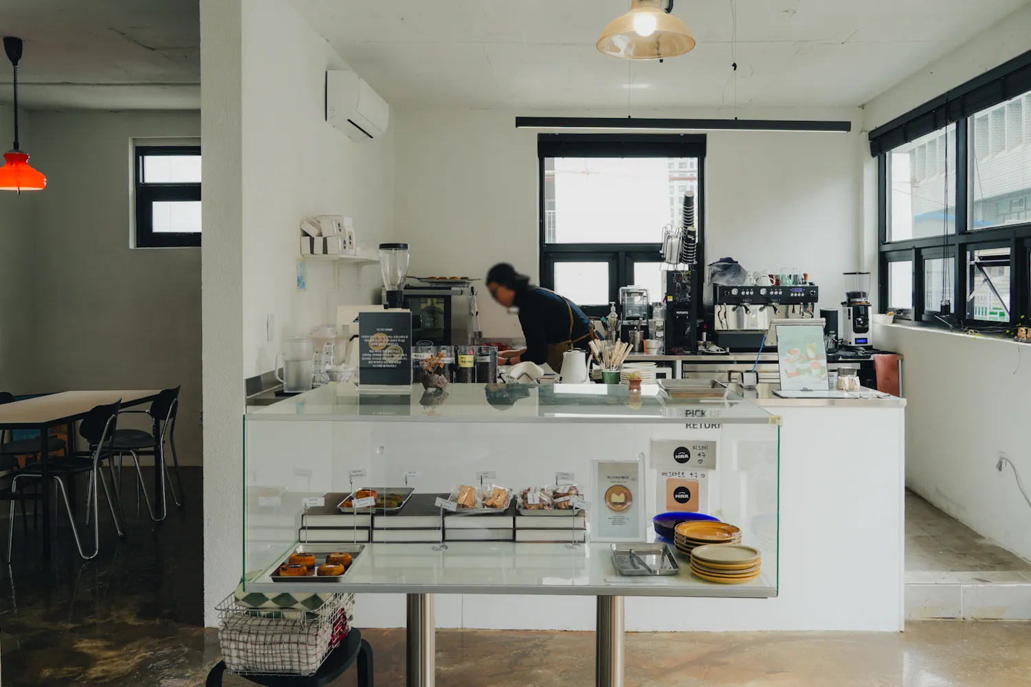 ヒルコーヒーの店内