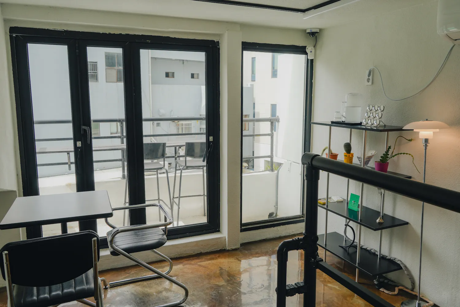 ヒルコーヒーの店内