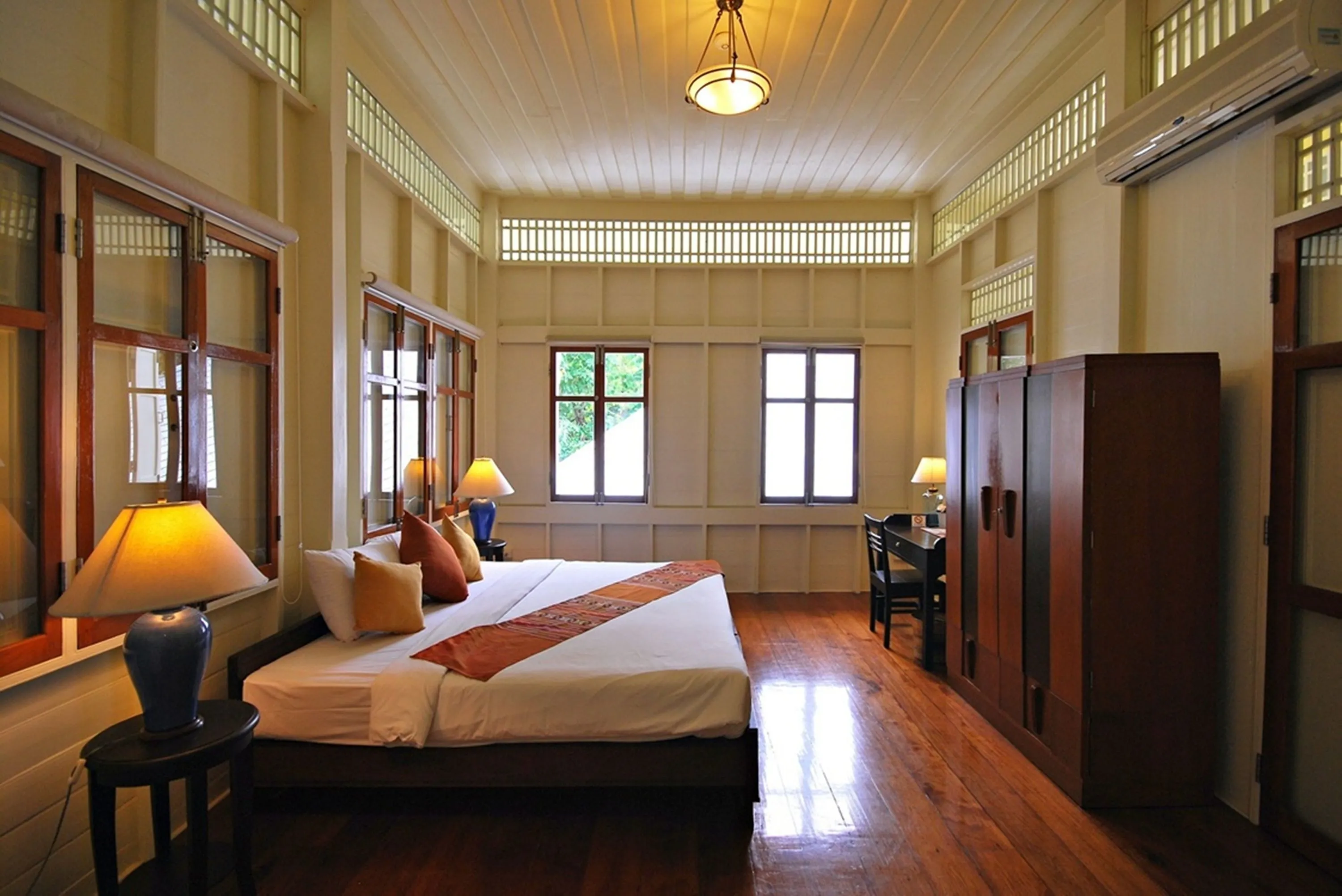 バーン バヤン ホテル